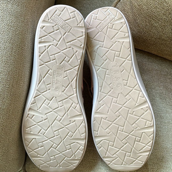 New Qarma by traq for alegria size 42 us 12 pink - Picture 6 of 9